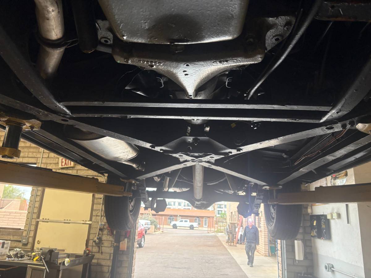 Packard-1949-black-18