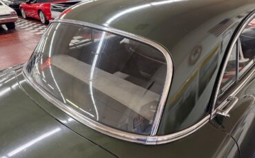 Packard-1951-4-Door-15