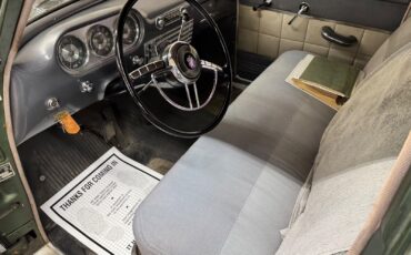 Packard-1951-4-Door-16