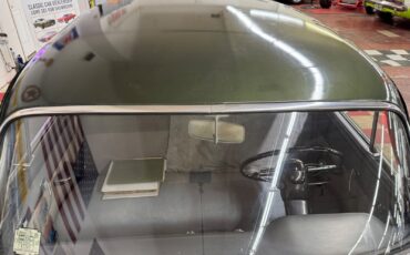 Packard-1951-4-Door-19