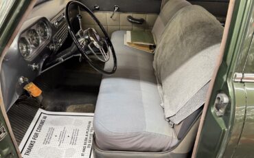 Packard-1951-4-Door-30