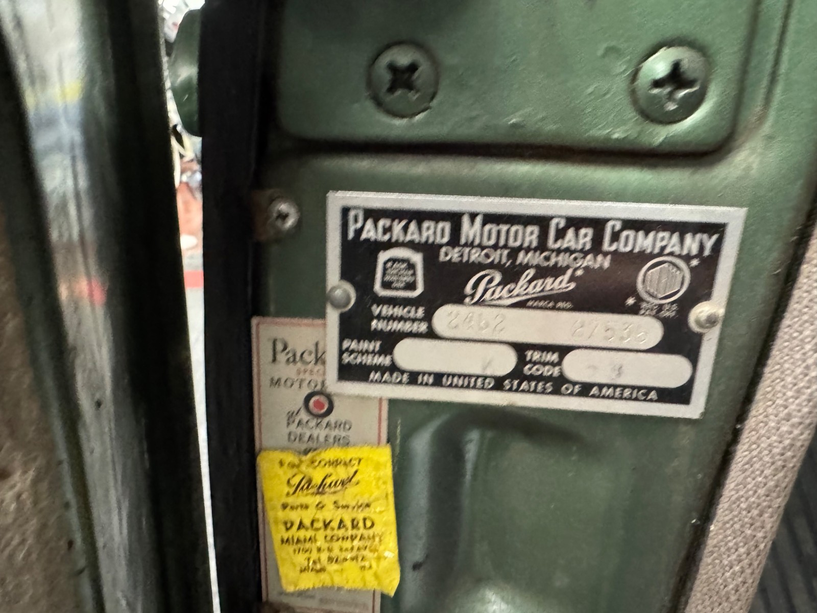 Packard-1951-4-Door-33