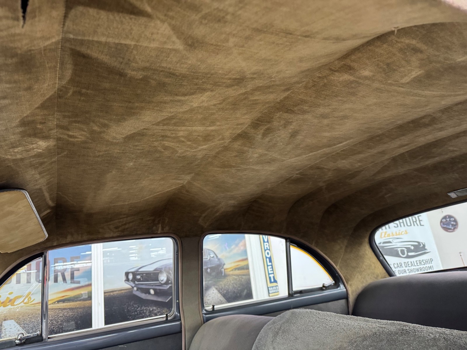 Packard-1951-4-Door-35