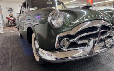 Packard-1951-4-Door-8