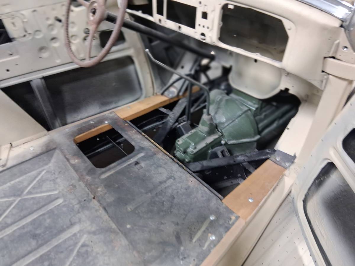 Packard-4-door-concertible-1937-custom-4