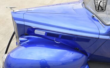 Packard-Eight-1938-convertible-10