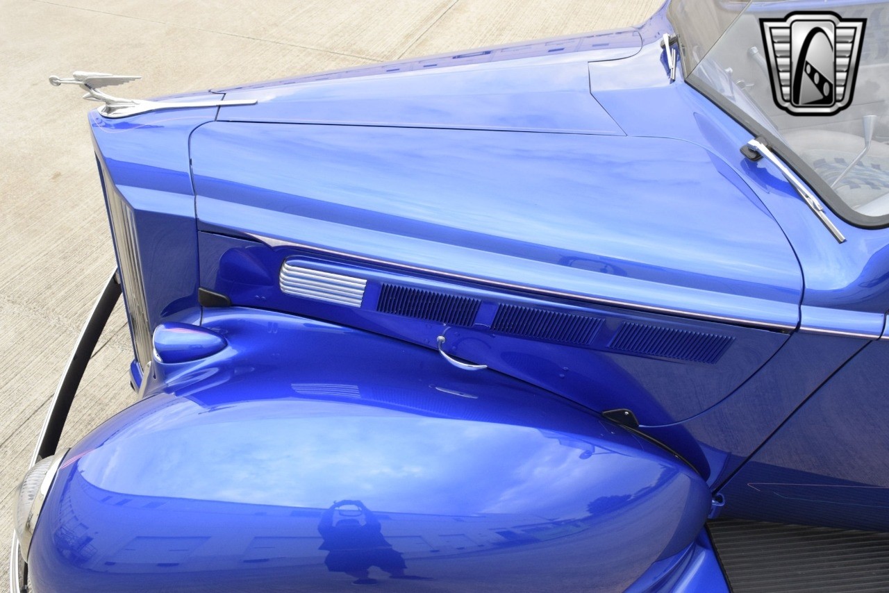 Packard-Eight-1938-convertible-10