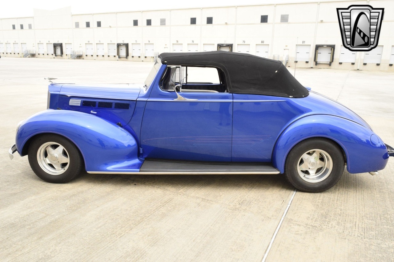Packard-Eight-1938-convertible-25