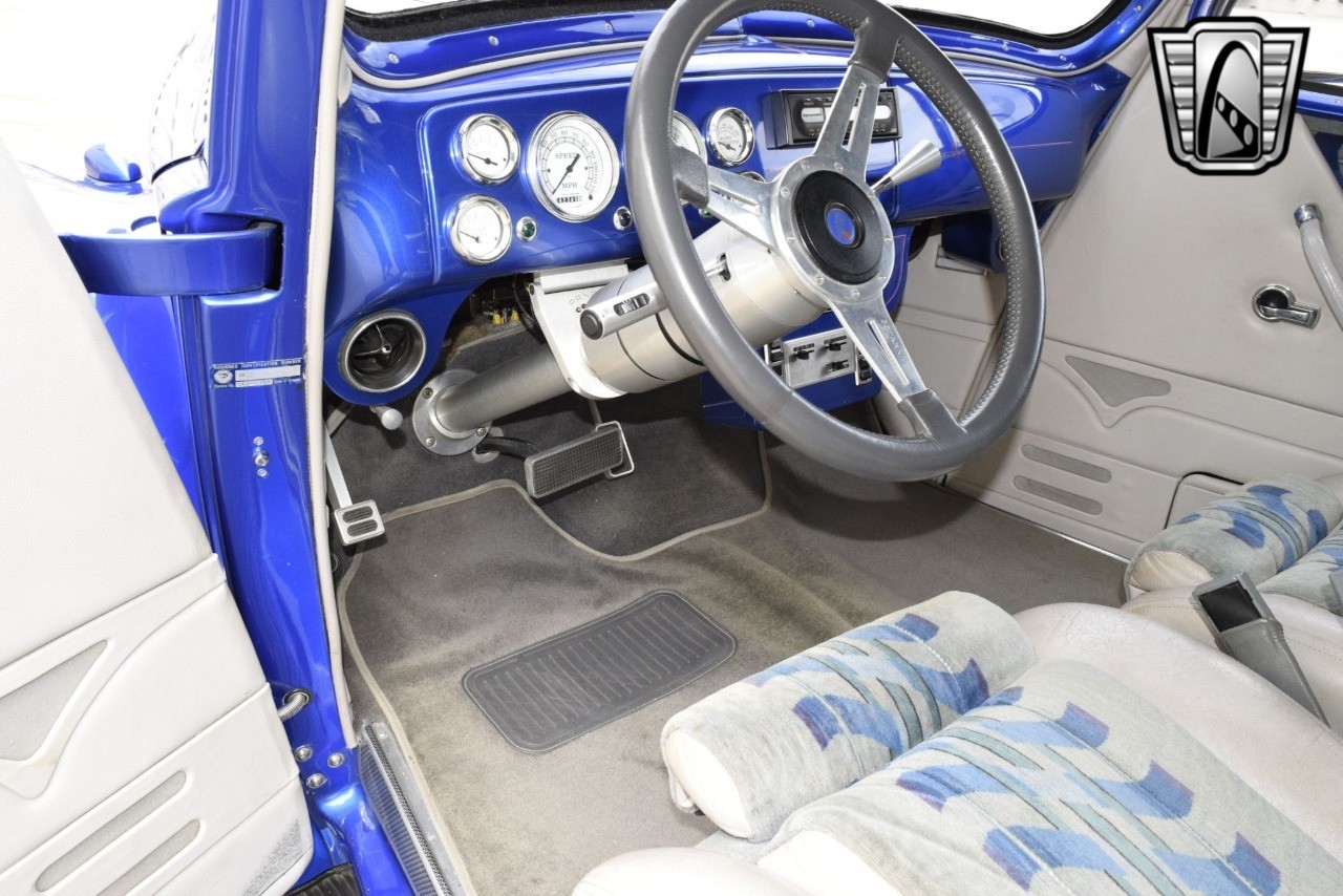 Packard-Eight-1938-convertible-27