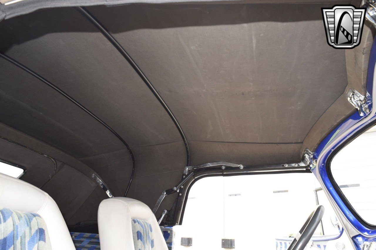 Packard-Eight-1938-convertible-32