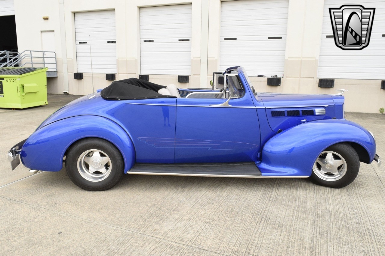 Packard-Eight-1938-convertible-36