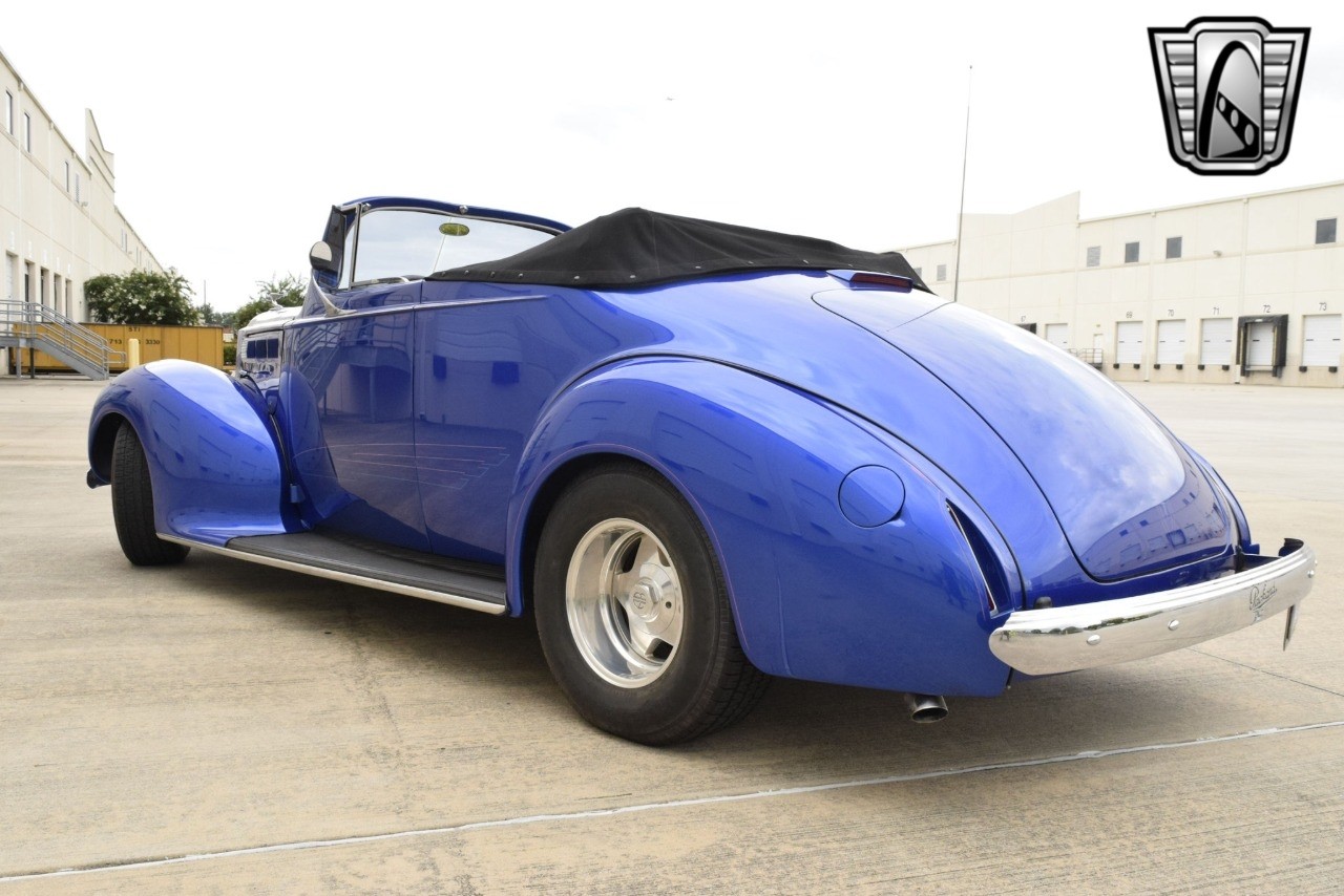 Packard-Eight-1938-convertible-7