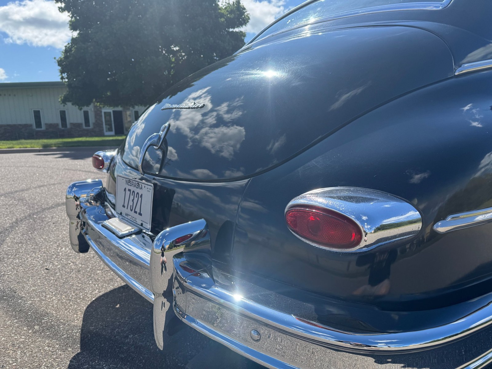 Packard-Eight-1950-24