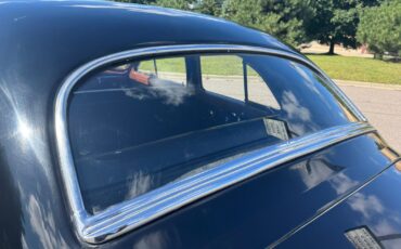 Packard-Eight-1950-39