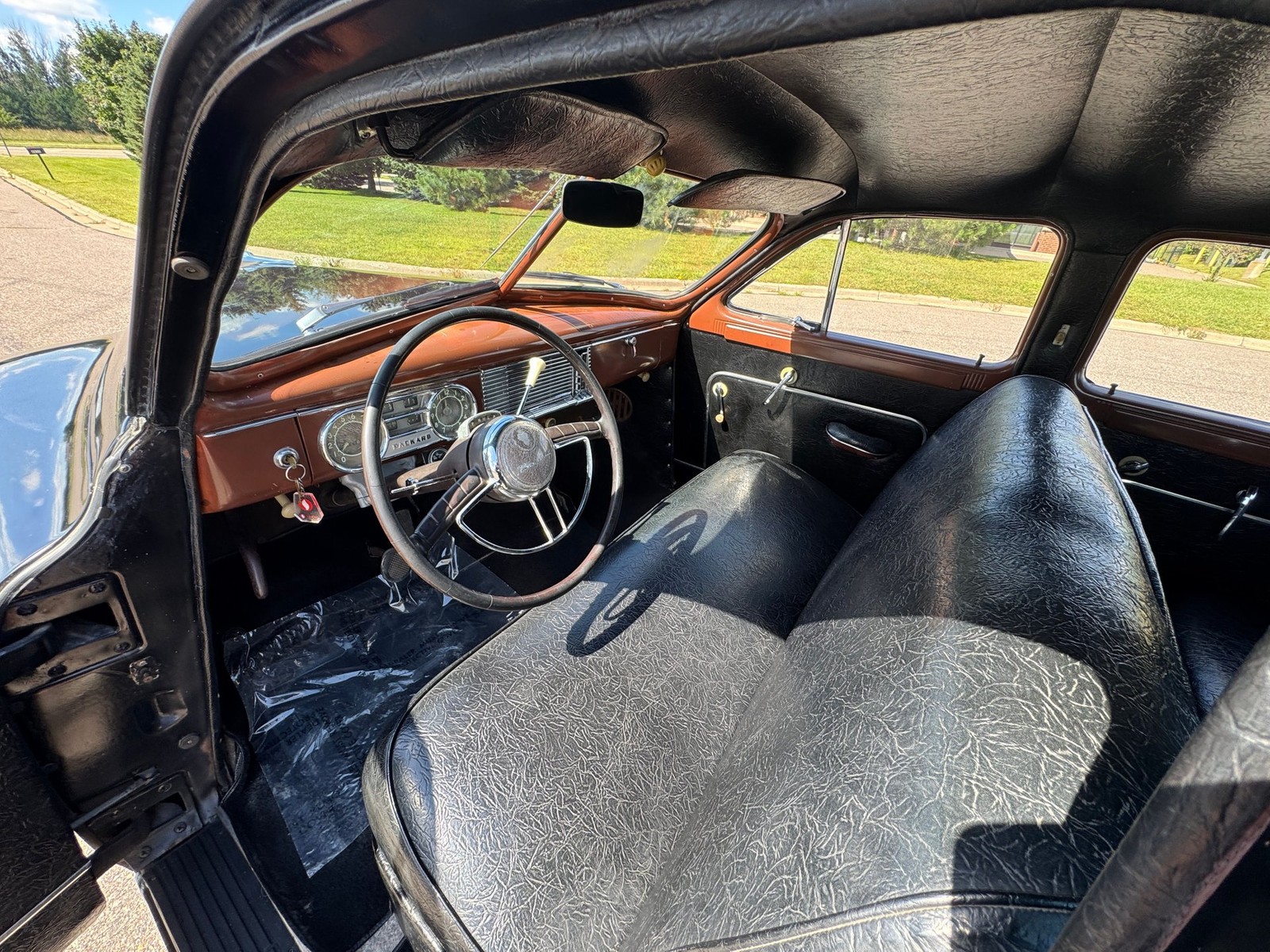 Packard-Eight-1950-9