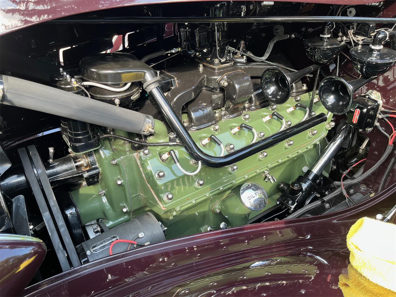 Packard-Twelve-1937-Packard-Maroon-Brown-24