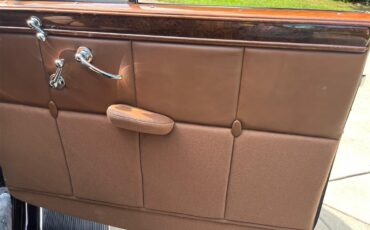 Packard-Twelve-1937-Packard-Maroon-Brown-40