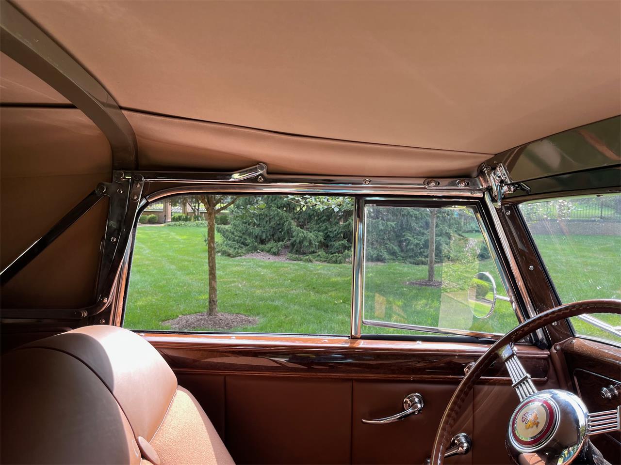 Packard-Twelve-1937-Packard-Maroon-Brown-43