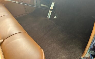 Packard-Twelve-1937-Packard-Maroon-Brown-67