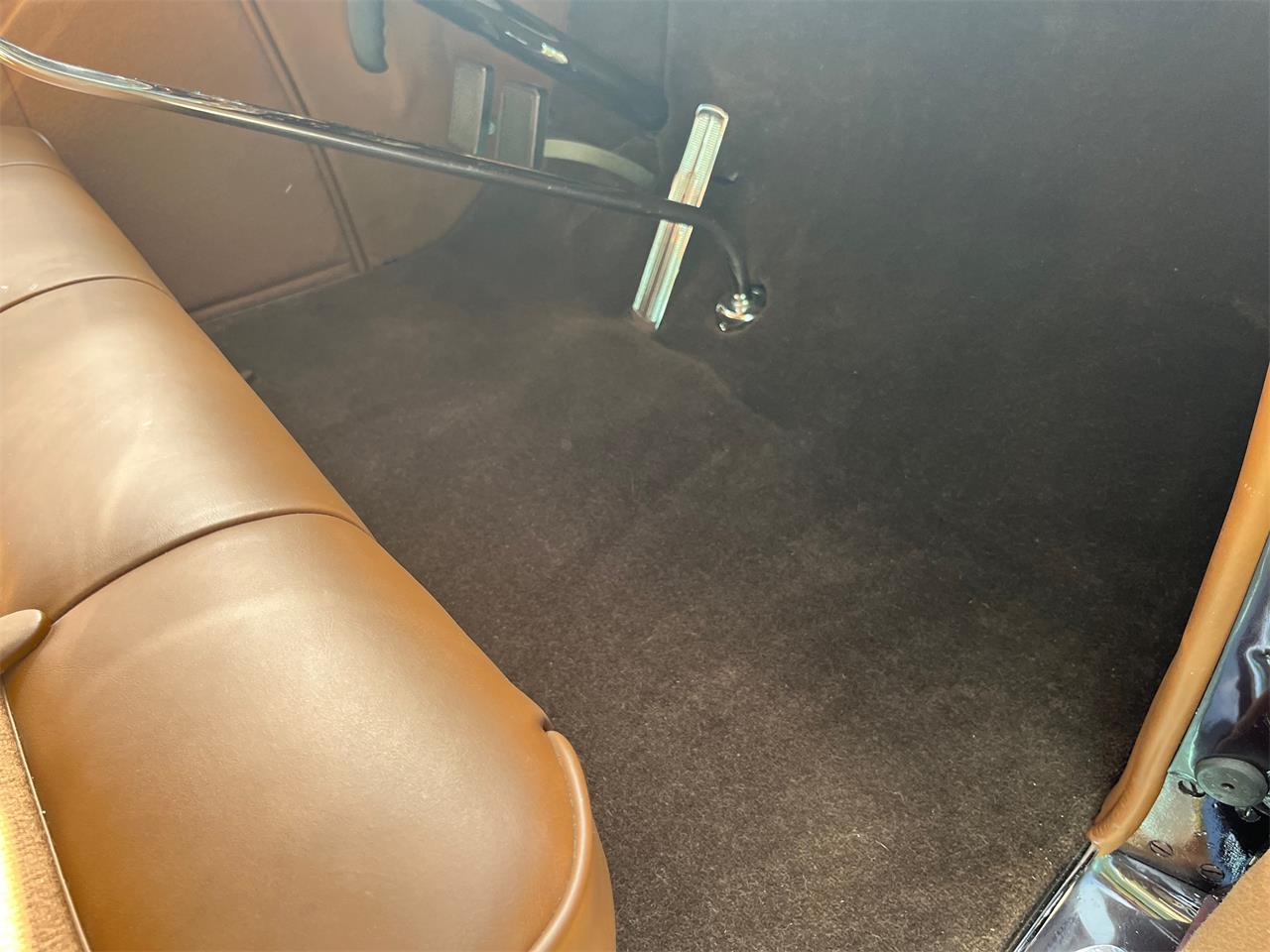 Packard-Twelve-1937-Packard-Maroon-Brown-67