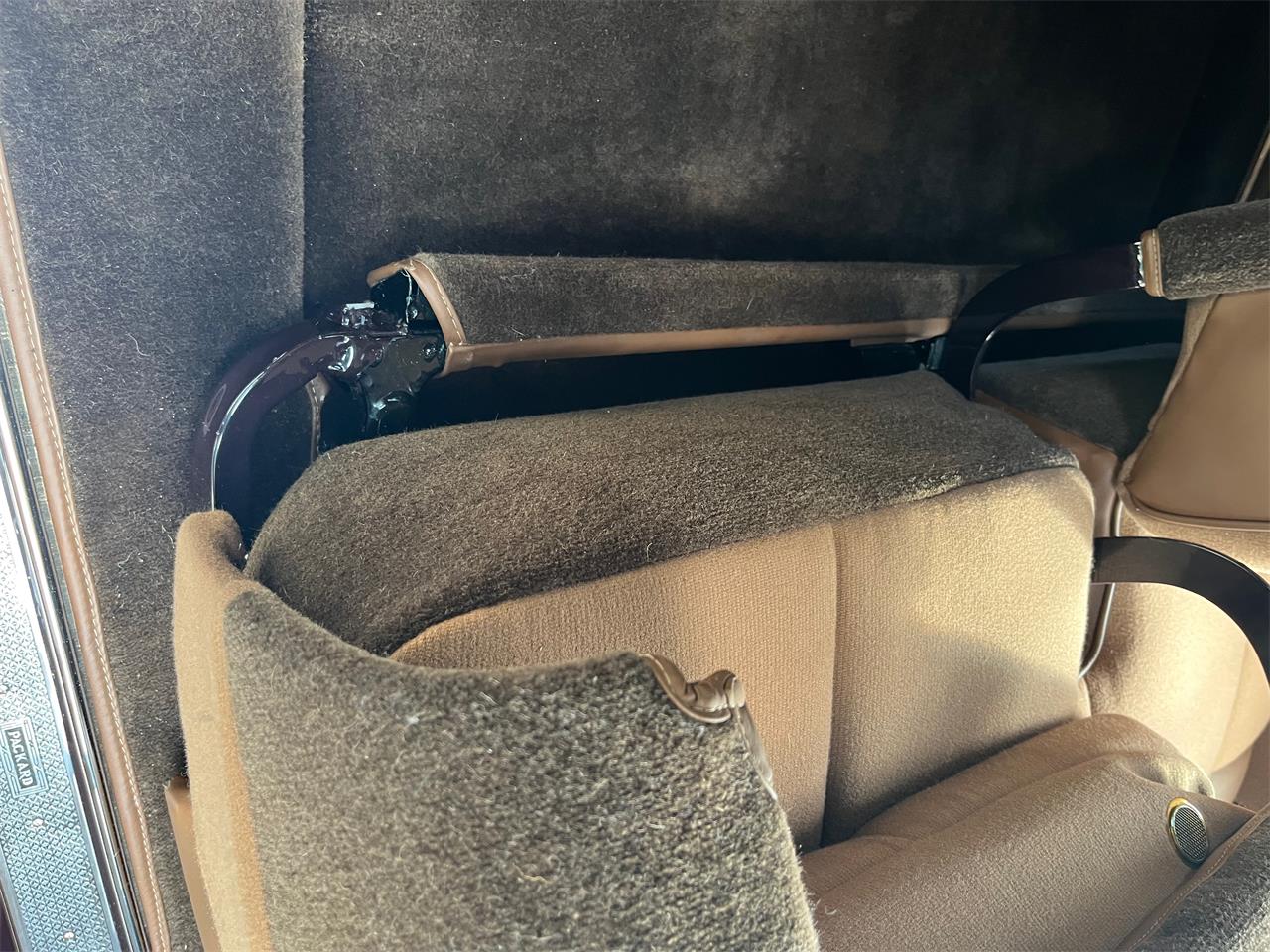 Packard-Twelve-1937-Packard-Maroon-Brown-68