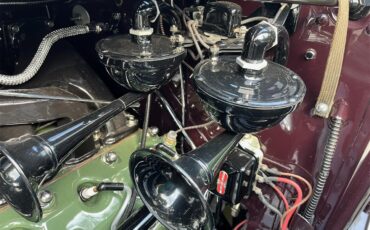 Packard-Twelve-1937-Packard-Maroon-Brown-81