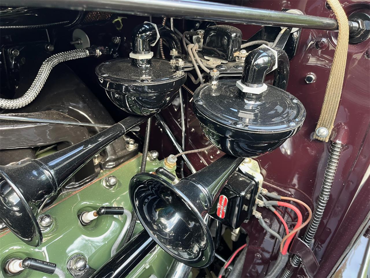 Packard-Twelve-1937-Packard-Maroon-Brown-81