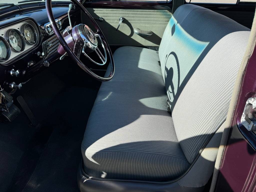 Packard-clipper-touring-sedan-1953-purple-266