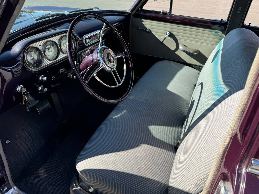 Packard-clipper-touring-sedan-1953-purple-6