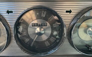 Packard-clipper-touring-sedan-1953-purple-65