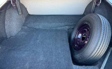 Packard-clipper-touring-sedan-1953-purple-72