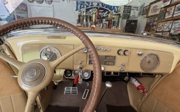 Packard-convertible-1937-Coupe-3