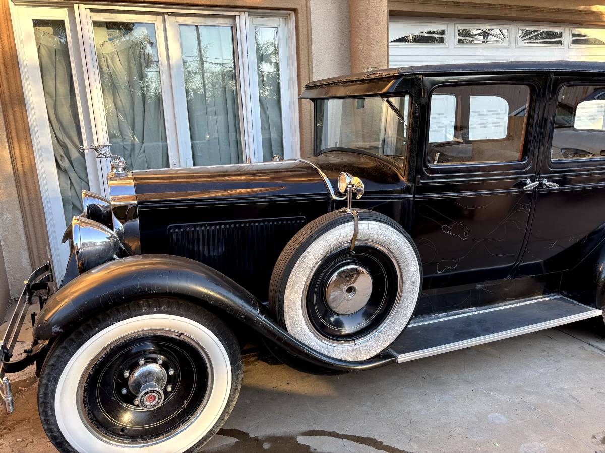 Packard-eight-1929-black-2