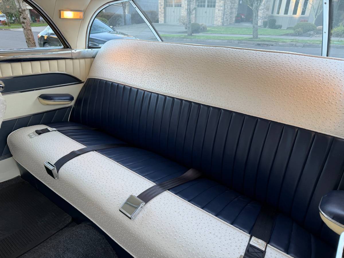 Packard-mayfair-1953-blue-10