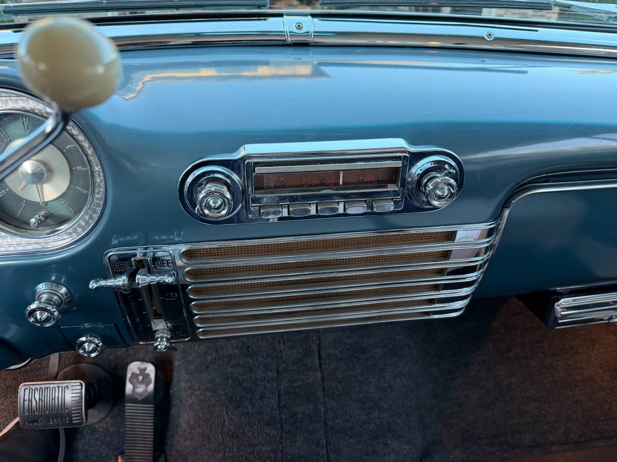 Packard-mayfair-1953-blue-13