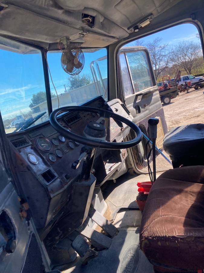 Peterbilt-357-diesel-1993-4