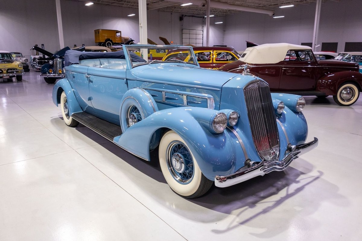 Pierce-Arrow-1936-Convertible-25