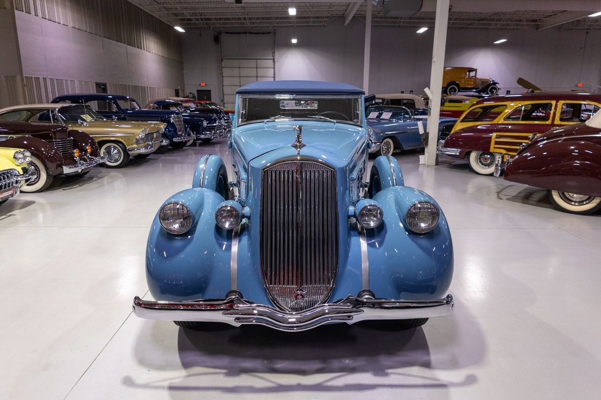 Pierce-Arrow-1936-Convertible-32