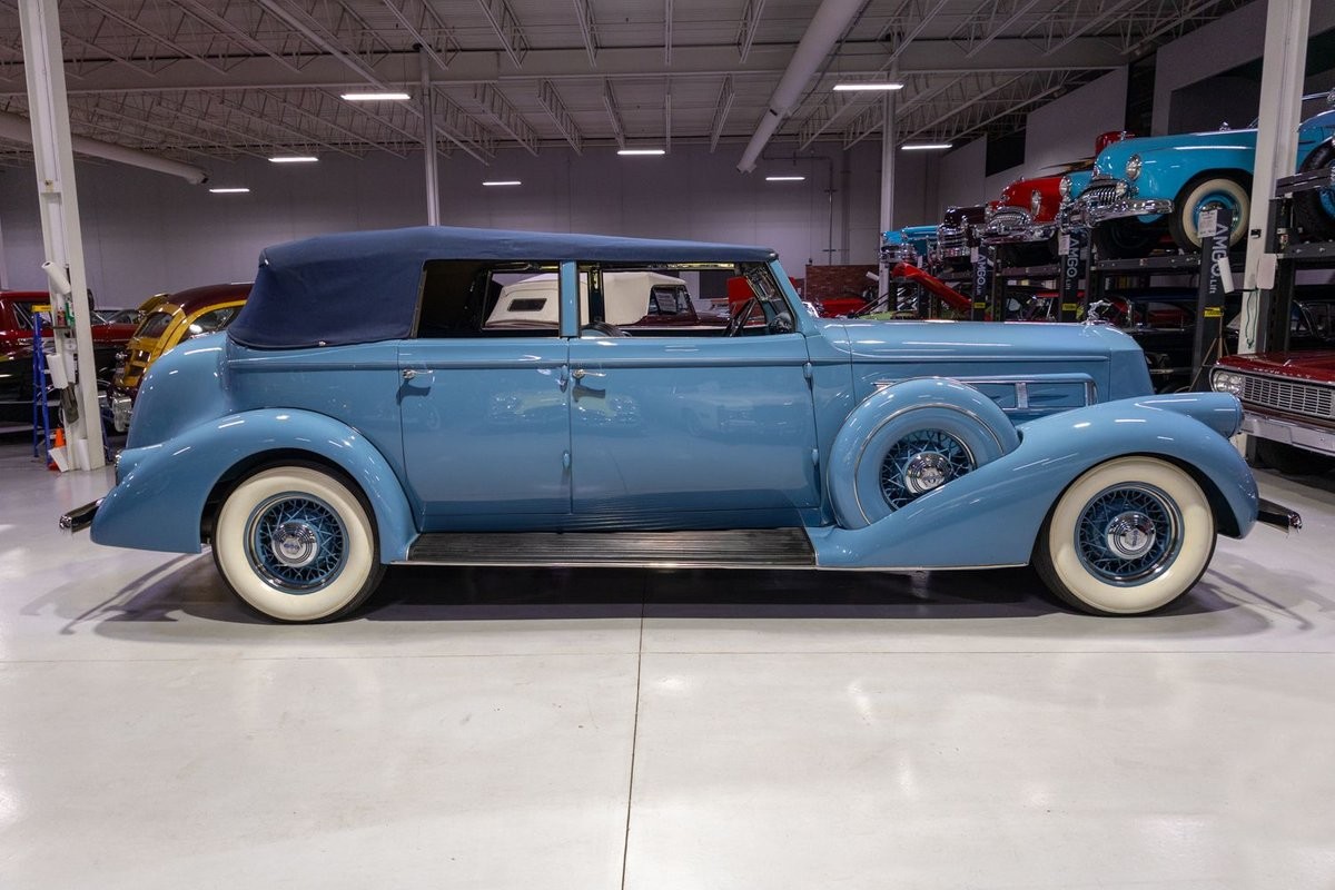 Pierce-Arrow-1936-Convertible-34