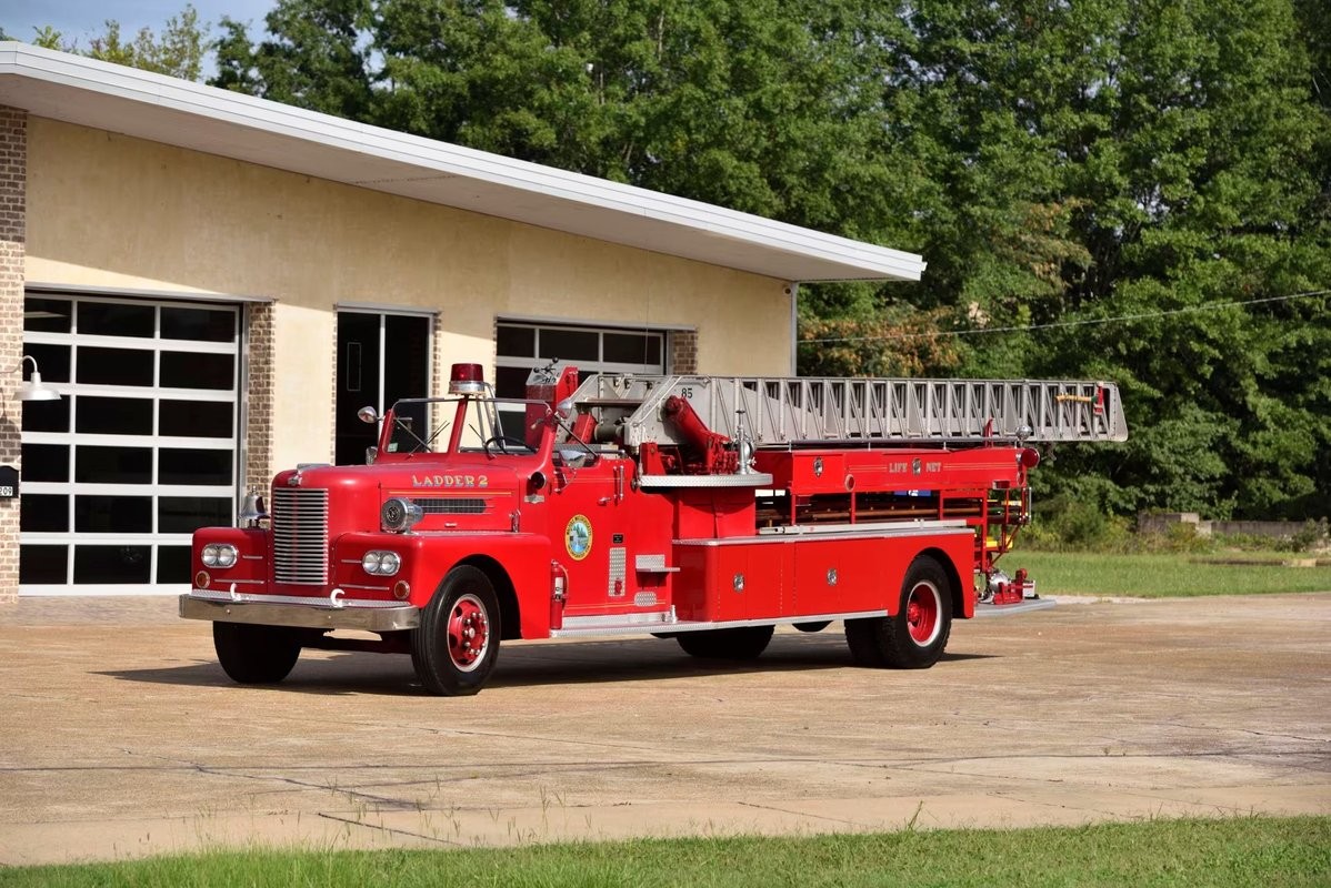 Pirsch Aerial Ladder 1960 Other