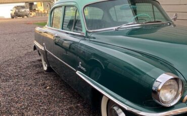 Plymouth-1954-green-1