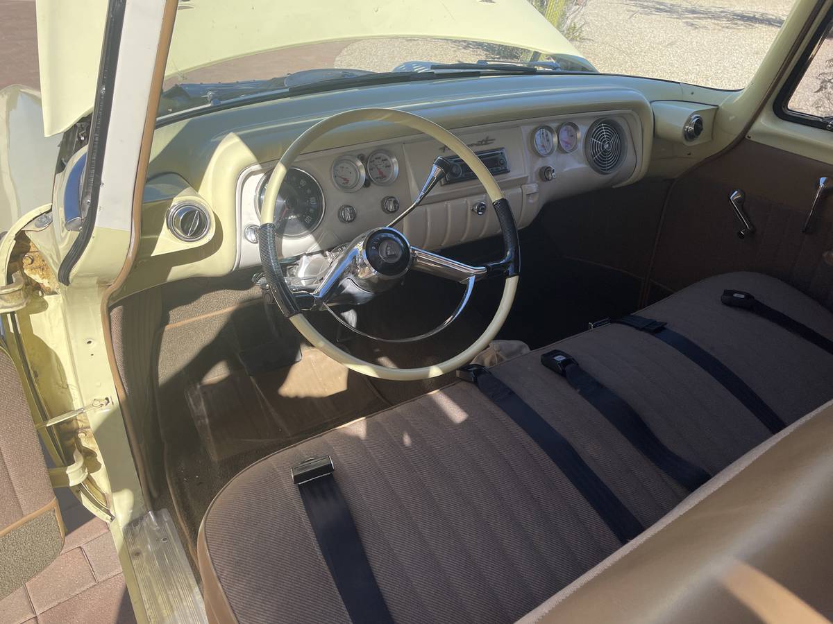 Plymouth-2-door-wagon-1956-1