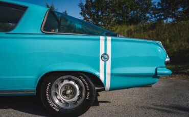 Plymouth-Barracuda-1965-12