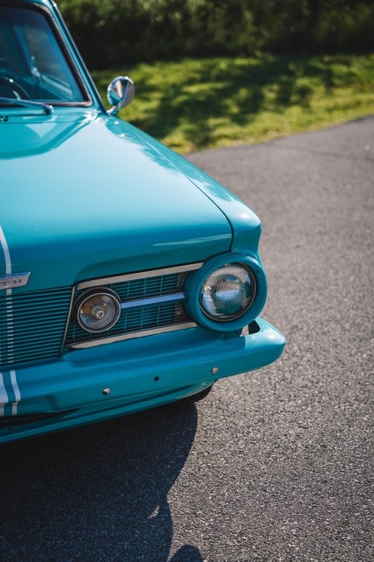 Plymouth-Barracuda-1965-21