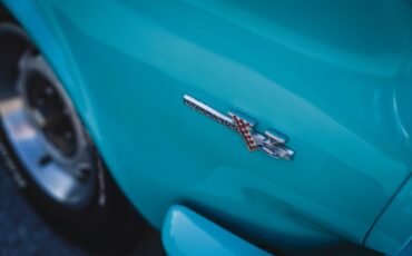 Plymouth-Barracuda-1965-30