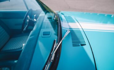 Plymouth-Barracuda-1965-34