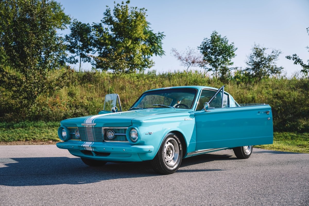 Plymouth-Barracuda-1965-5