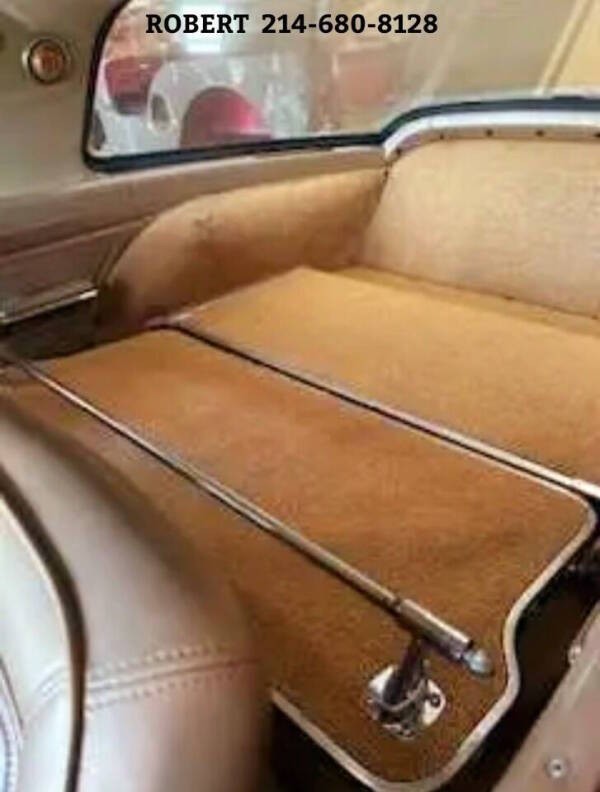 Plymouth-Barracuda-1965-Coupe-15