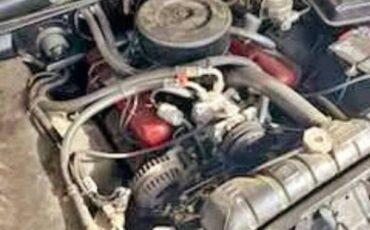 Plymouth-Barracuda-1965-Coupe-19