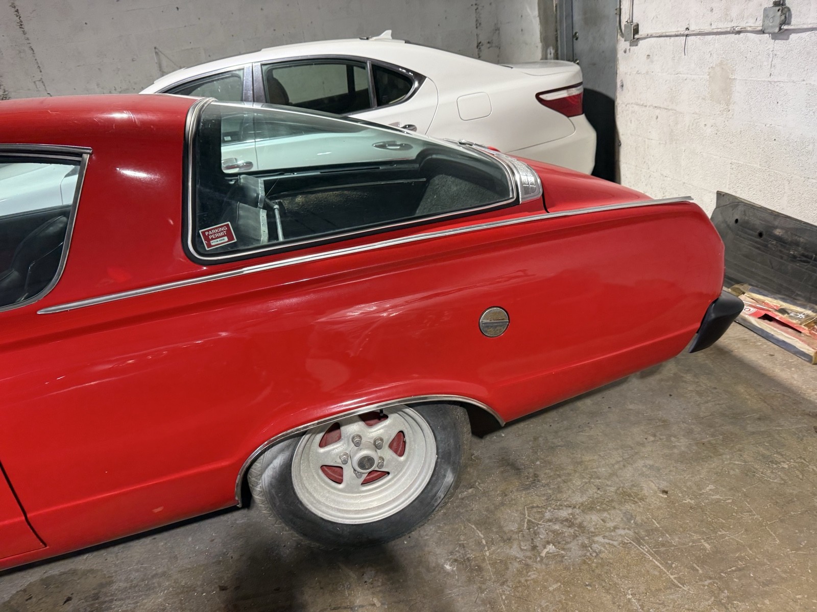 Plymouth-Barracuda-1966-3